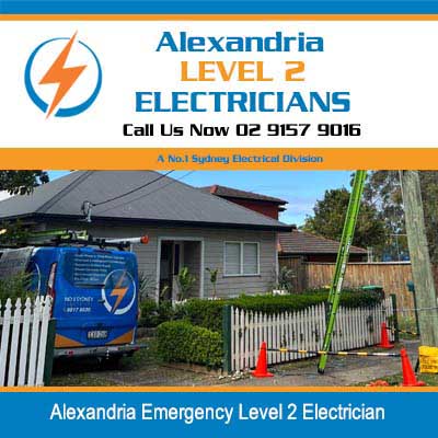 Emergency Level 2 electrician responding to power issue at Alexandria home